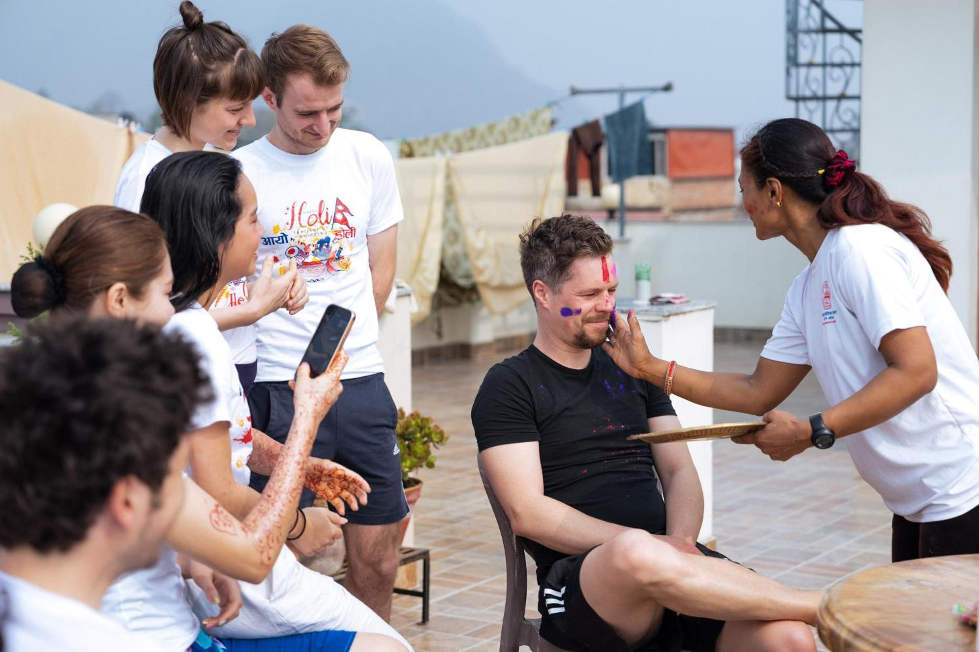 Shine Homestay Famille Francophone - Shine Home And Apartment 카트만두 외부 사진